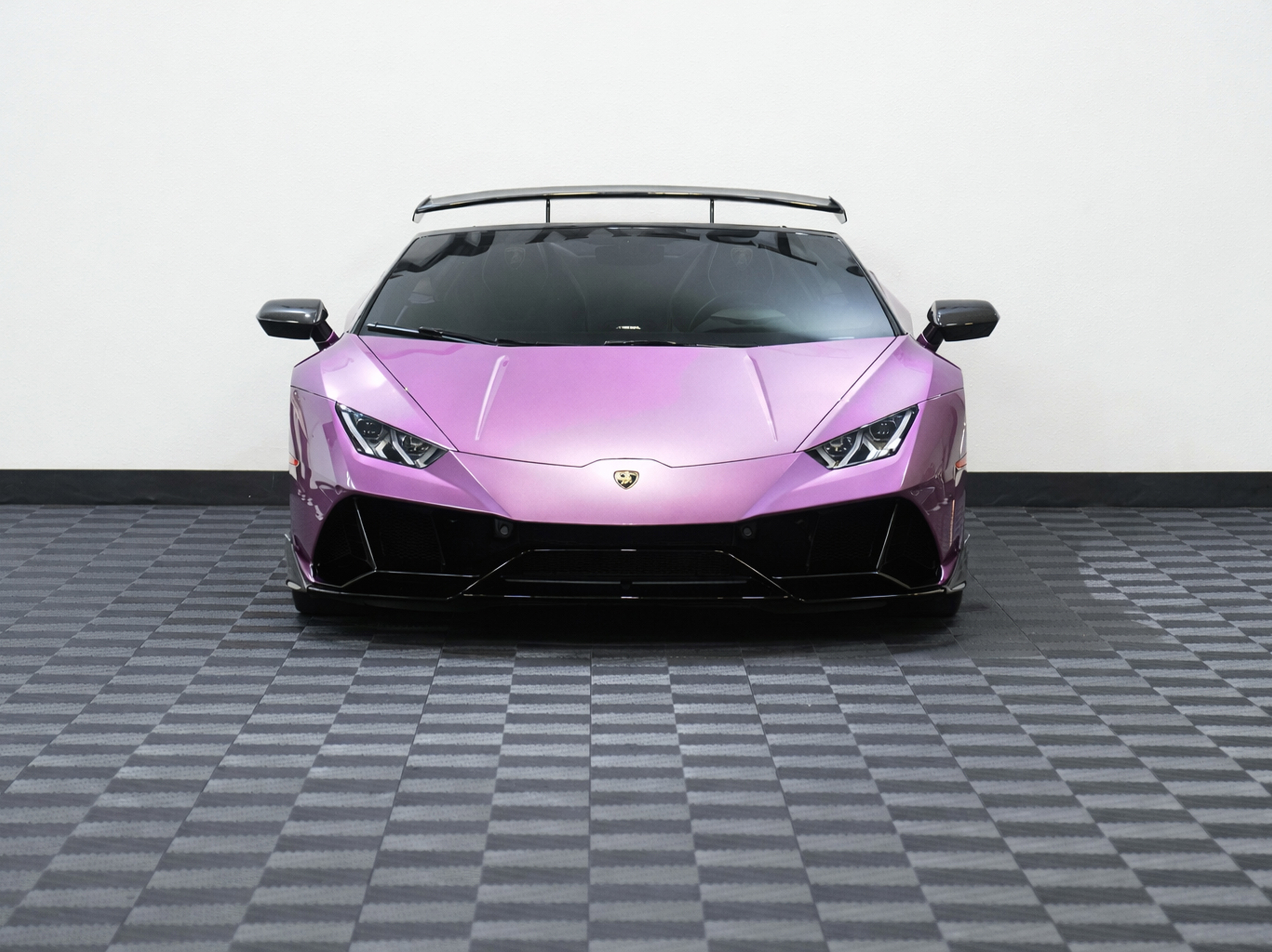 Used 2024 Lamborghini Huracan EVO image 4