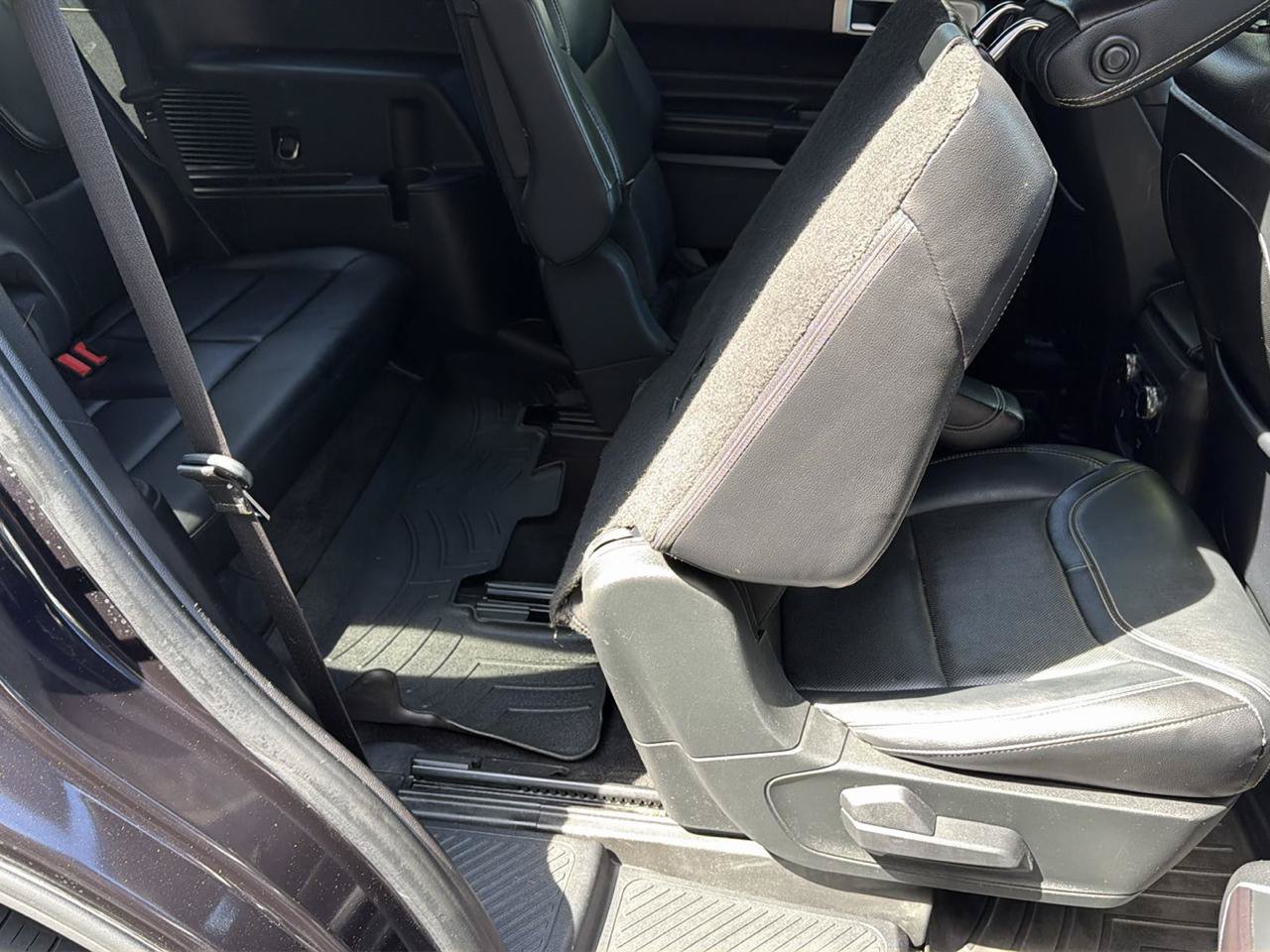 Used 2020 Ford Explorer ST w/ Premium Technology Package AWD/4WD image 38
