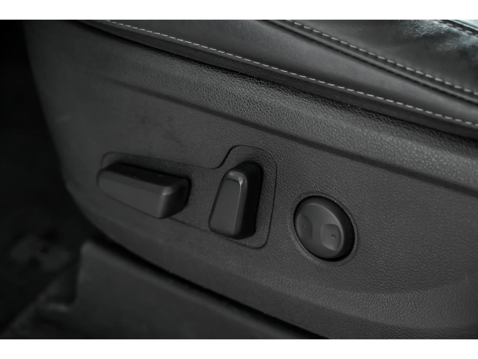 Used 2022 Kia Telluride S image 16