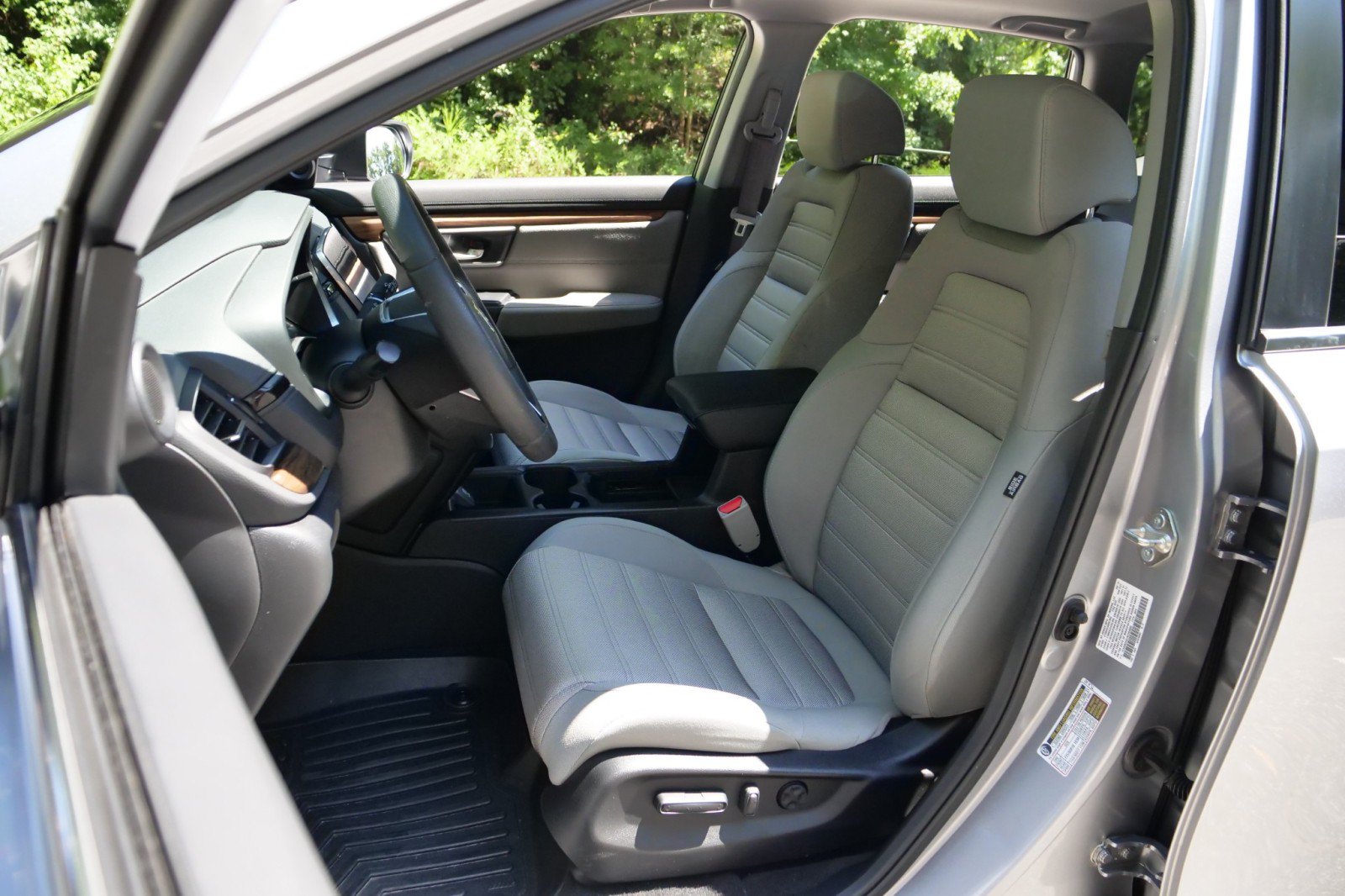Used 2019 Honda CR-V EX image 3