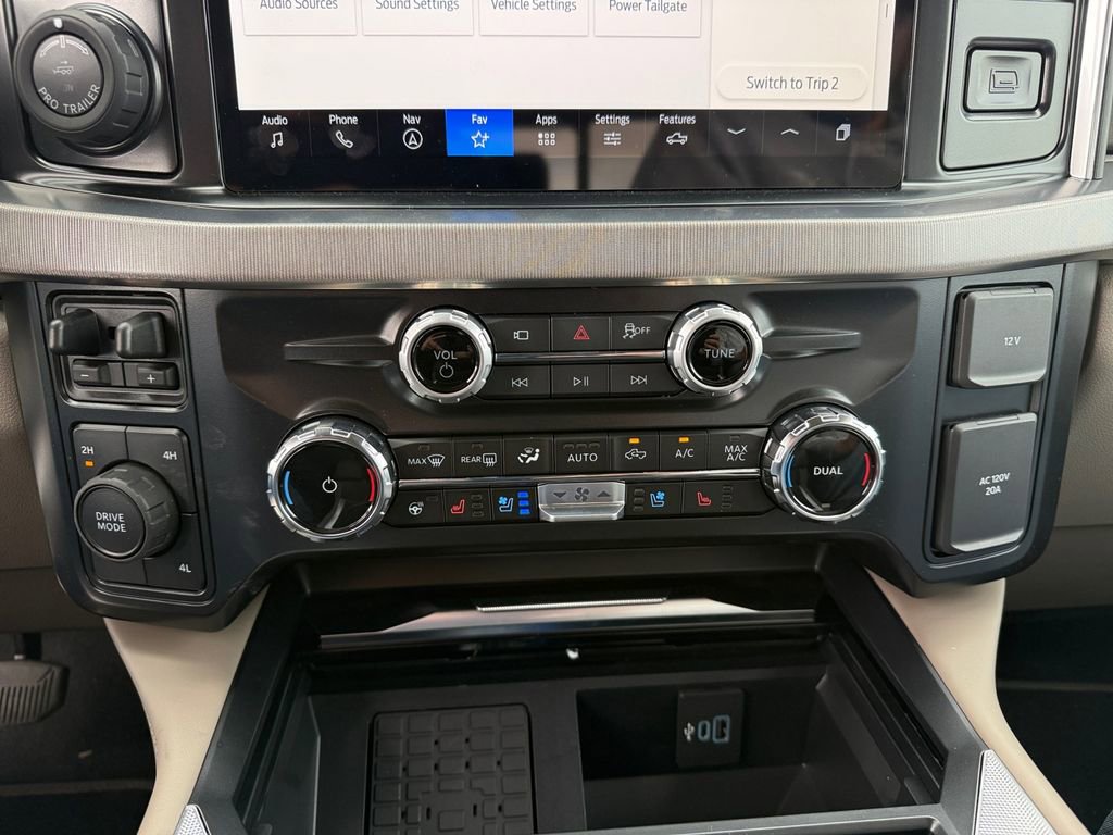 Used 2026 Ford F450 Platinum w/ Platinum Plus Package AWD/4WD image 25