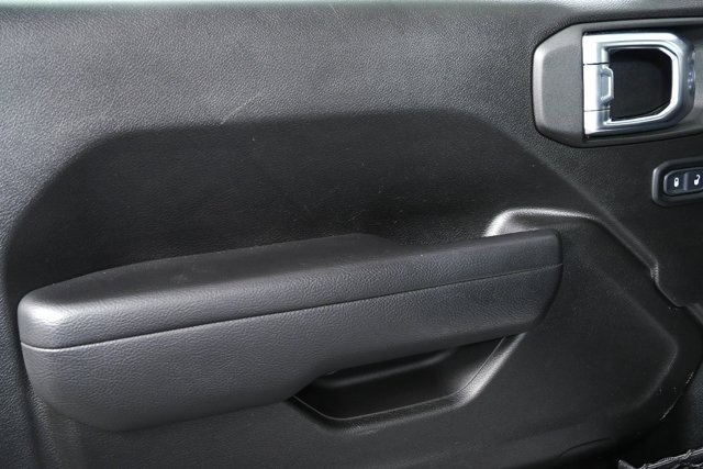 Used 2022 Jeep Wrangler Sport S image 6