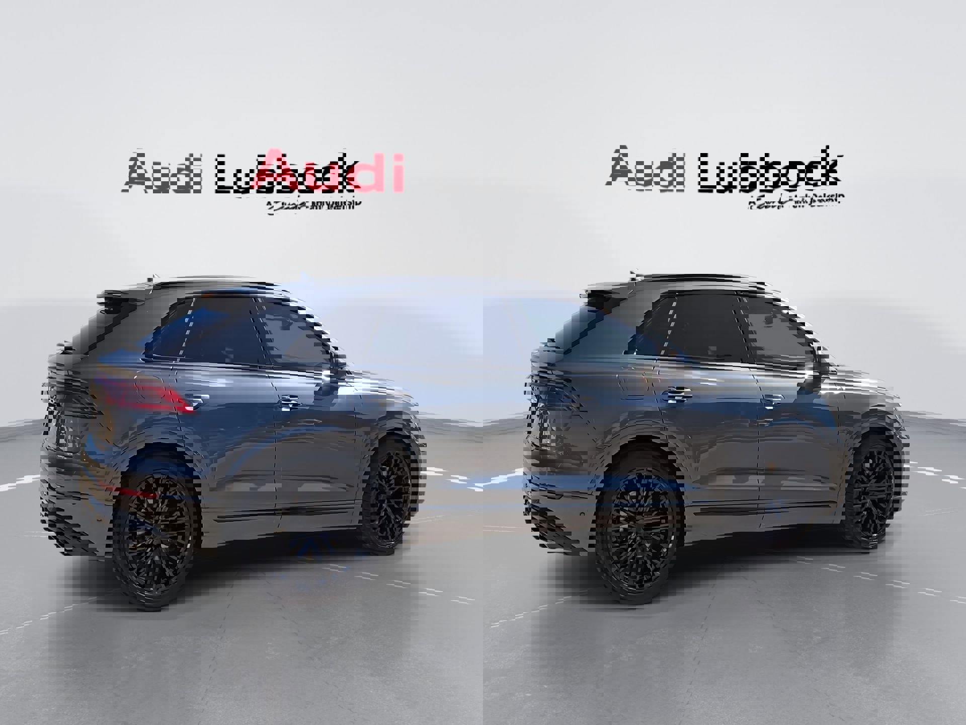 New 2026 Audi SQ8 Premium Plus AWD/4WD image 8