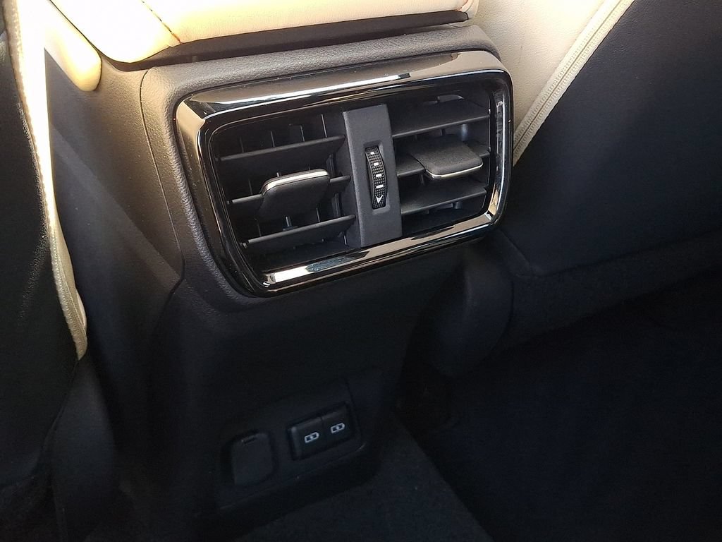 Used 2022 Lexus NX 350 AWD image 12