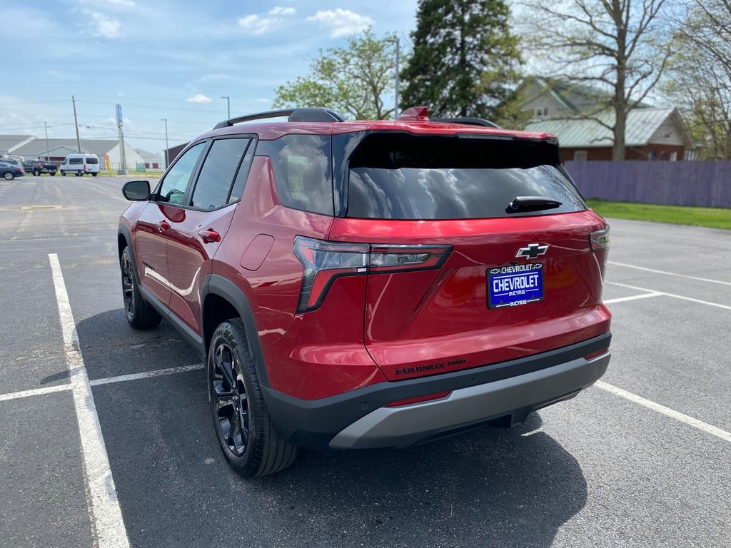 New 2026 Chevrolet Equinox LT w/ Midnight Edition AWD/4WD image 5