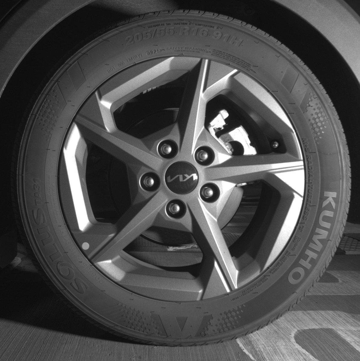 Used 2025 Kia K4 LXS image 14