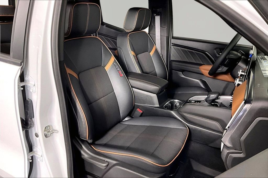 New 2026 GMC Canyon AT4 AWD/4WD image 11