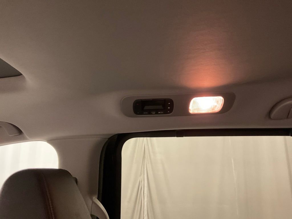 Used 2024 Honda Odyssey EX-L image 29