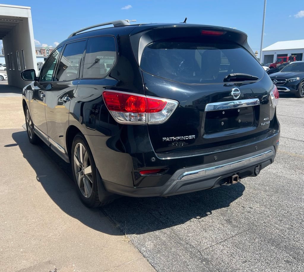 Used 2013 Nissan Pathfinder Platinum w/ Platinum Premium Pkg AWD/4WD image 5