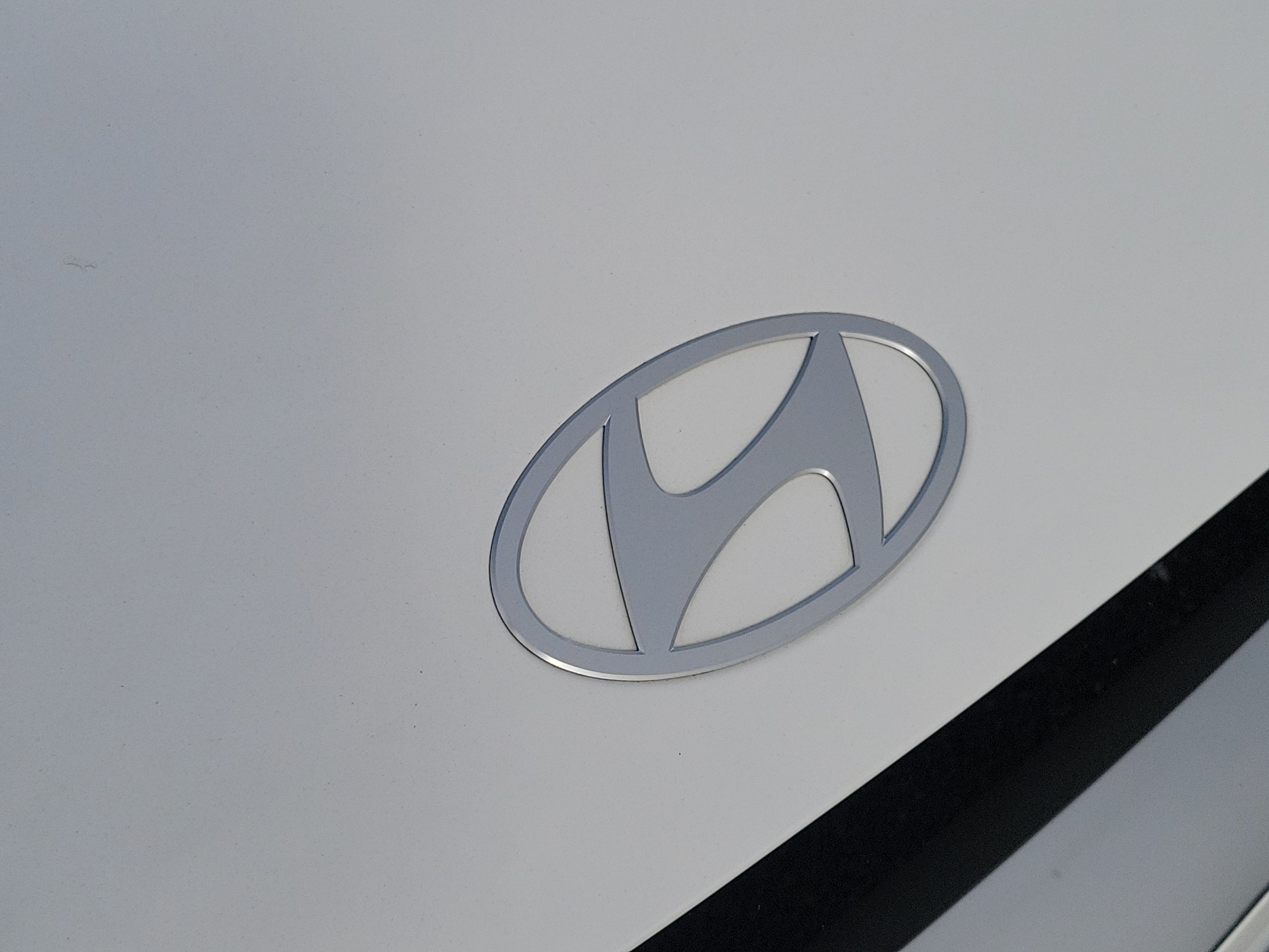 Certified 2025 Hyundai Ioniq 5 SE RWD image 5