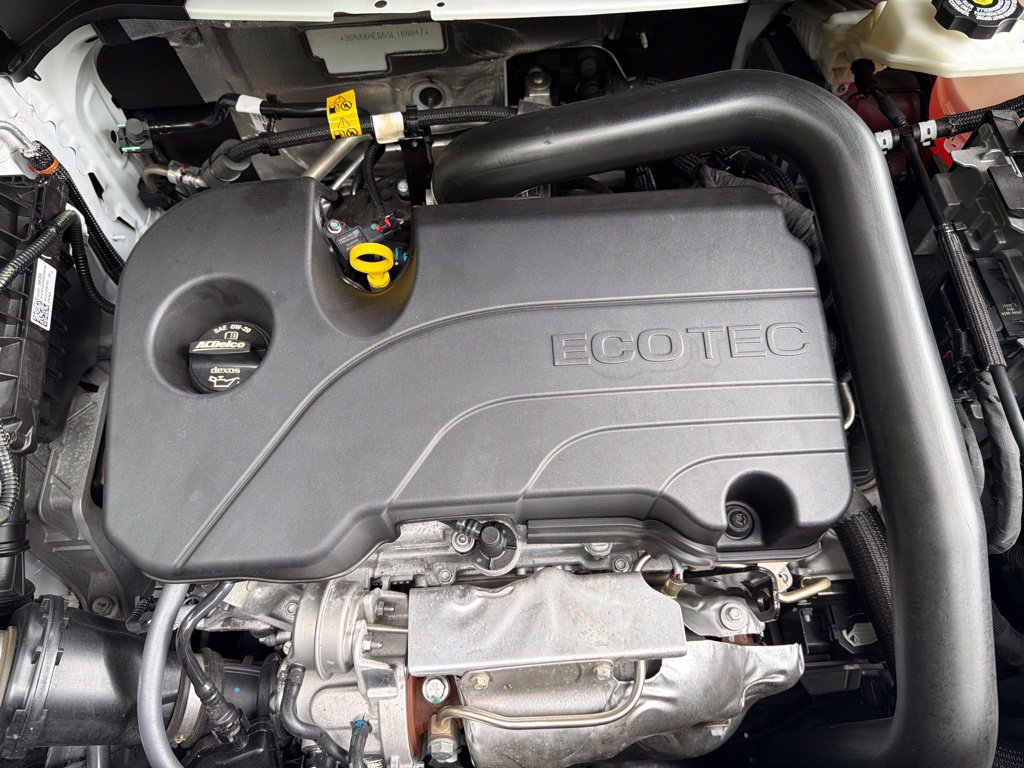Used 2025 Chevrolet Equinox LT w/ Convenience Package II FWD image 22