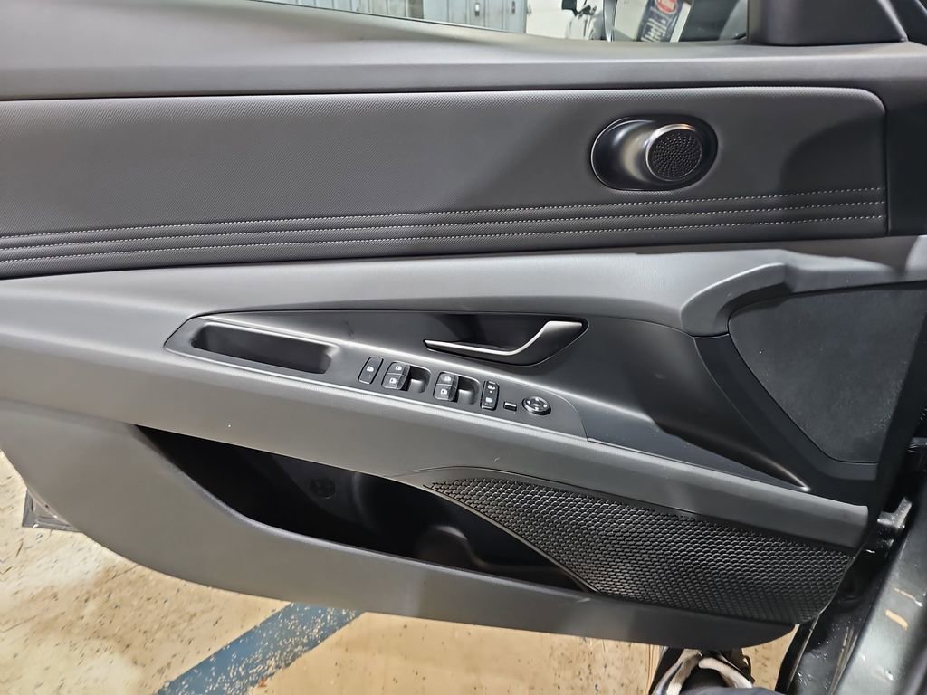 New 2026 Hyundai Elantra Sport image 26