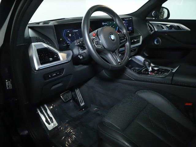 Used 2024 BMW XM image 19
