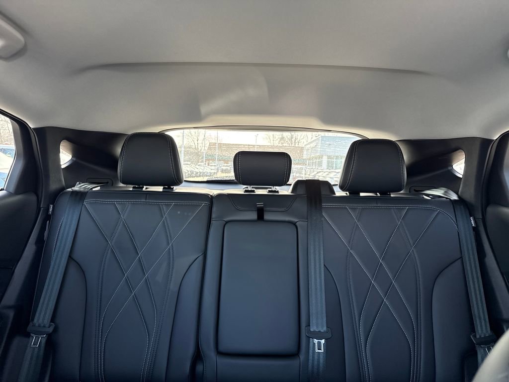 Used 2025 Ford Mustang Mach-E Select w/ Comfort Package Lite image 39