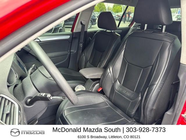 Used 2013 Volkswagen Golf 4-Door FWD image 11