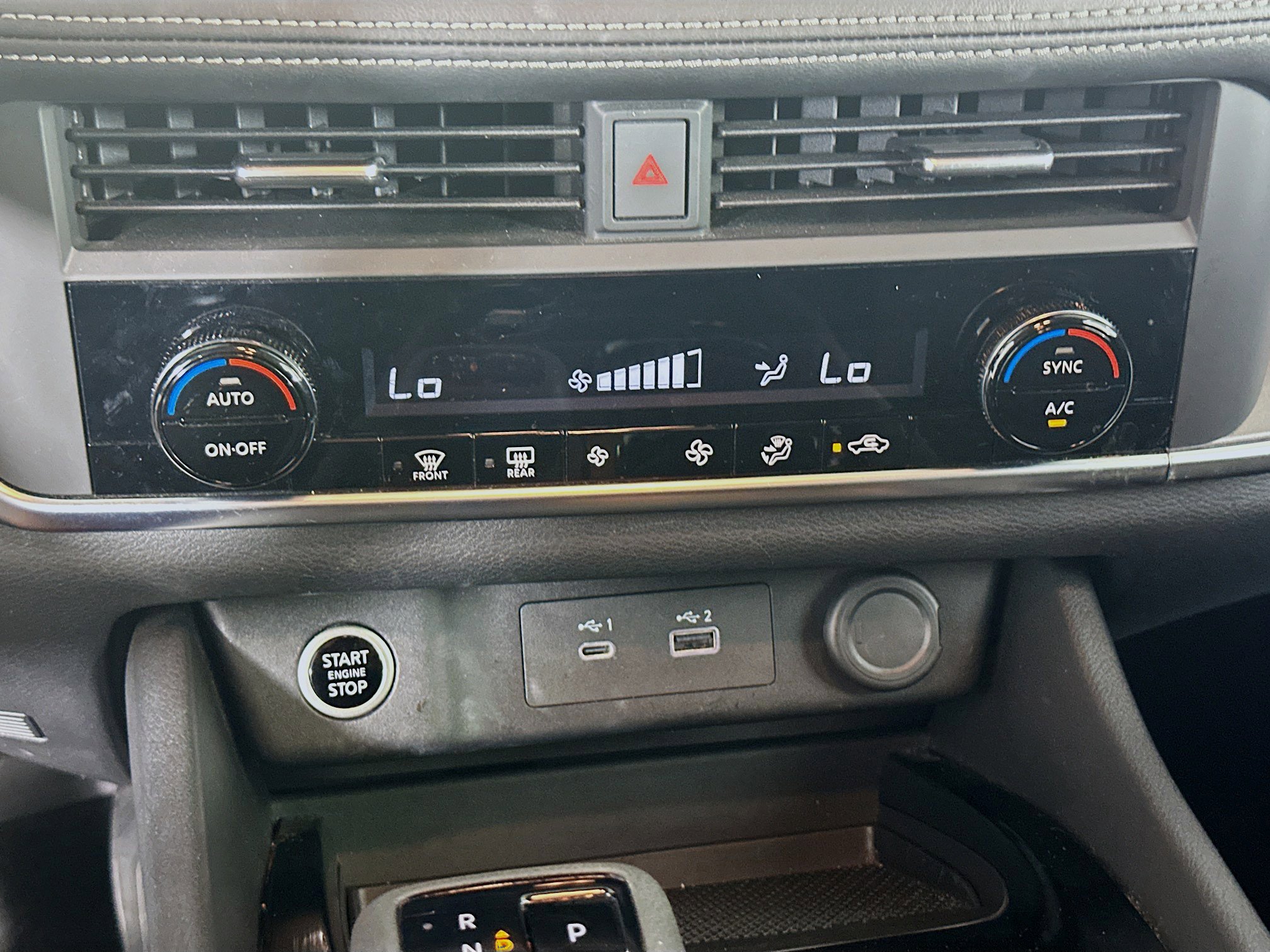 Used 2023 Nissan Rogue SV FWD image 24