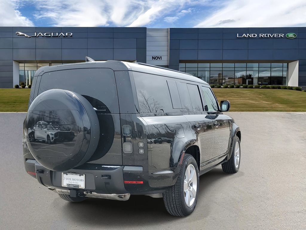 New 2026 Land Rover Defender 130 X-Dynamic SE image 3