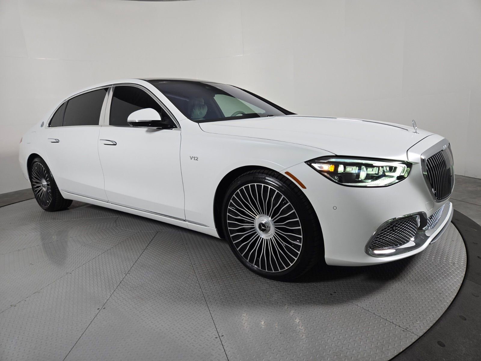 Used 2026 Mercedes-Benz Maybach S 680 4MATIC image 19