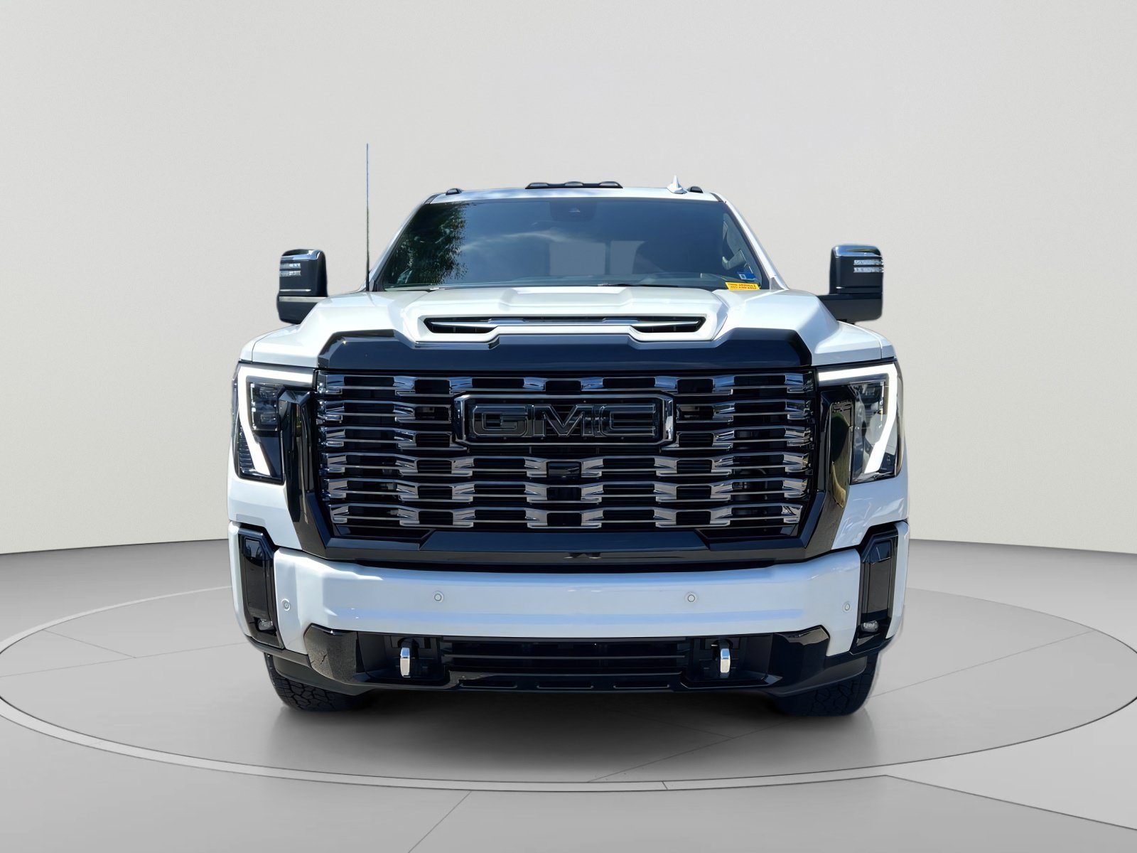 Used 2026 GMC Sierra 2500 Denali Ultimate AWD/4WD image 8