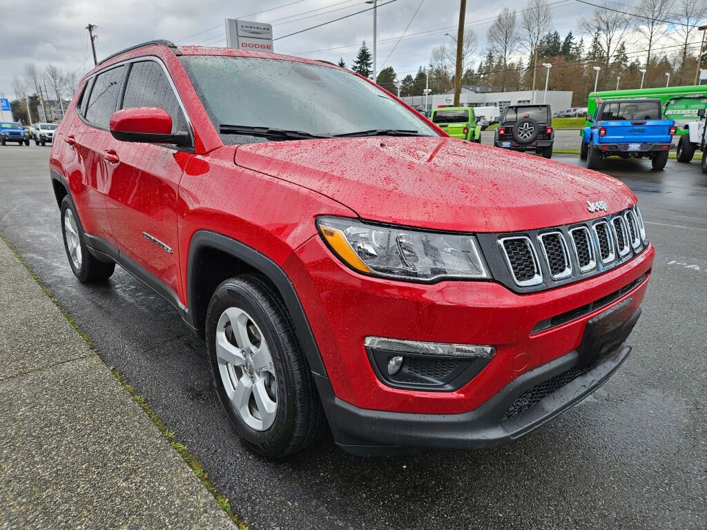 Used 2019 Jeep Compass Latitude w/ Popular Equipment Group image 4
