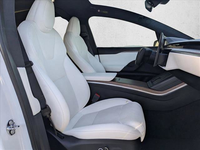 Used 2023 Tesla Model X AWD/4WD image 17