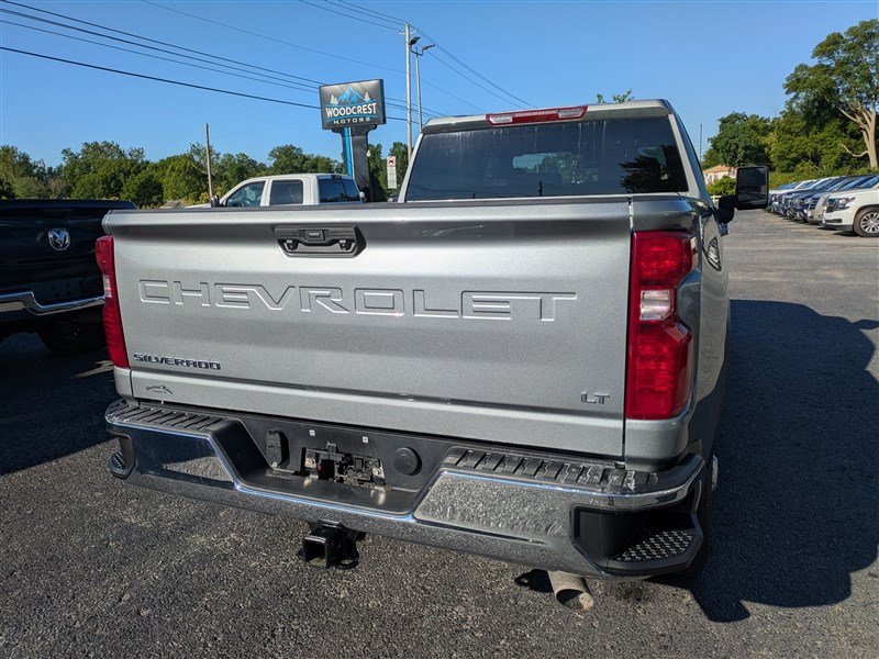 Used 2025 Chevrolet Silverado 2500 LT w/ Convenience Package AWD/4WD image 6