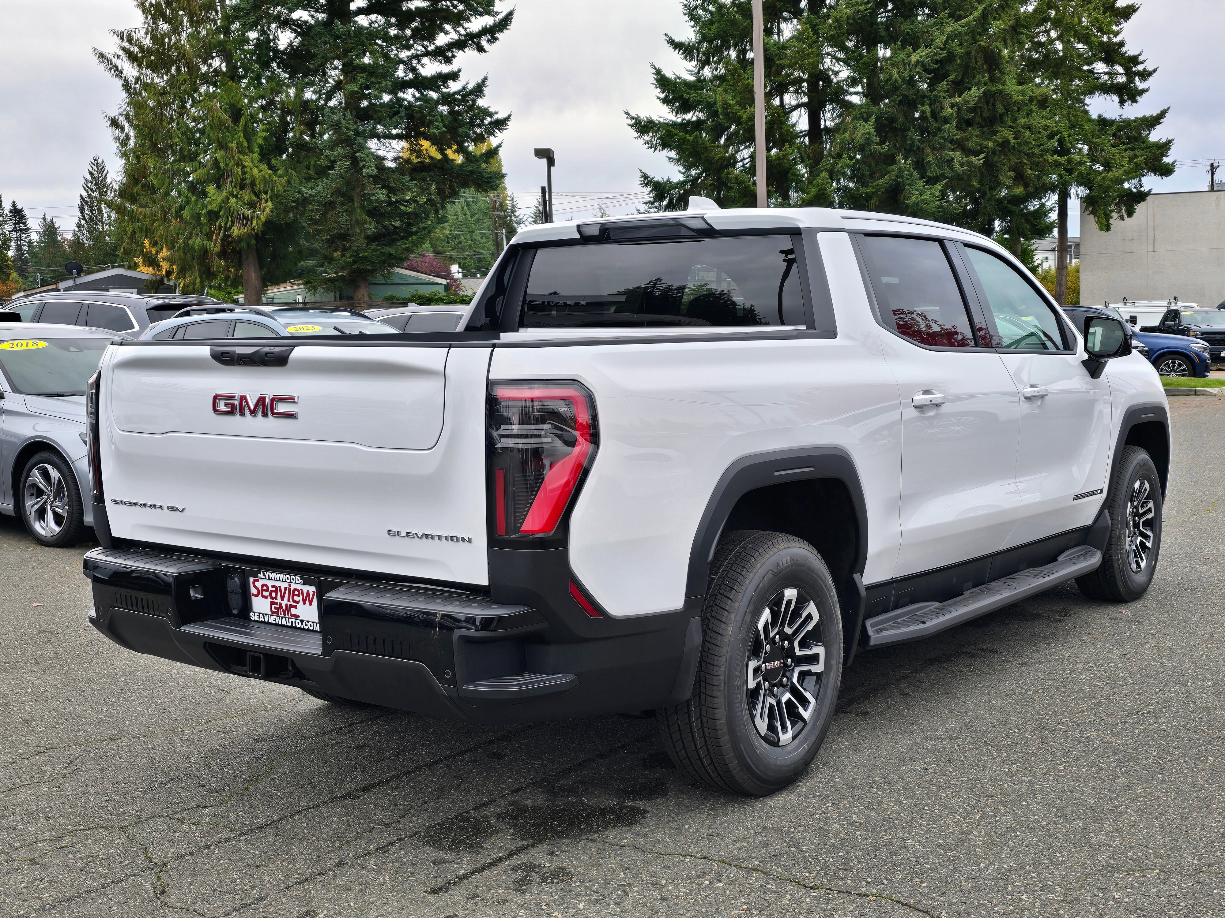 New 2026 GMC Sierra EV Elevation AWD/4WD image 7