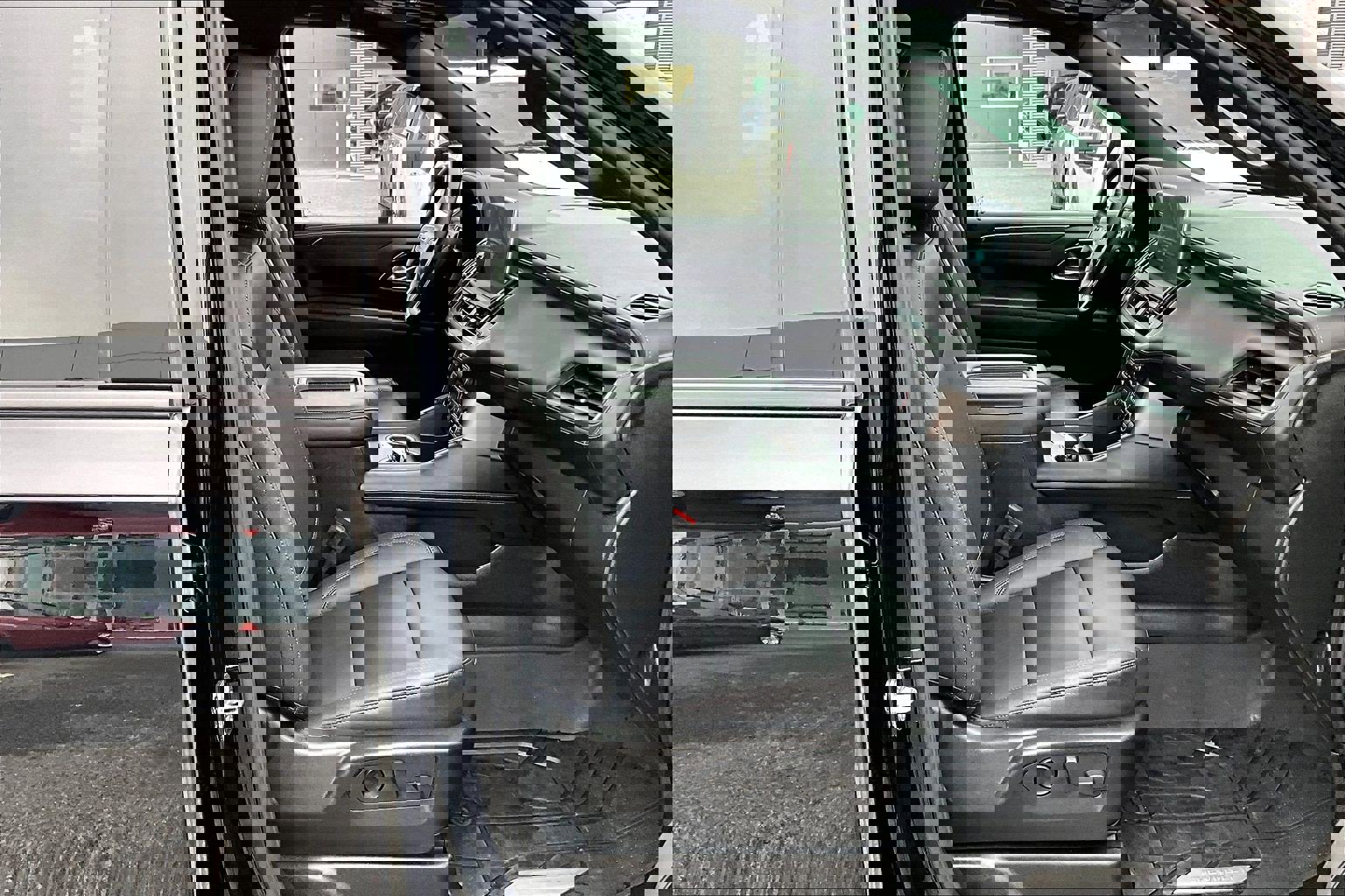 Certified 2024 Chevrolet Tahoe Z71 w/ Z71 Off-Road Package image 7