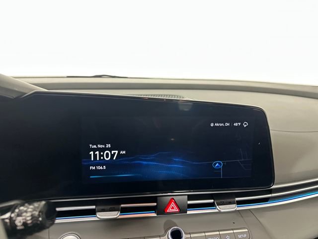 Certified 2024 Hyundai Elantra SEL image 20