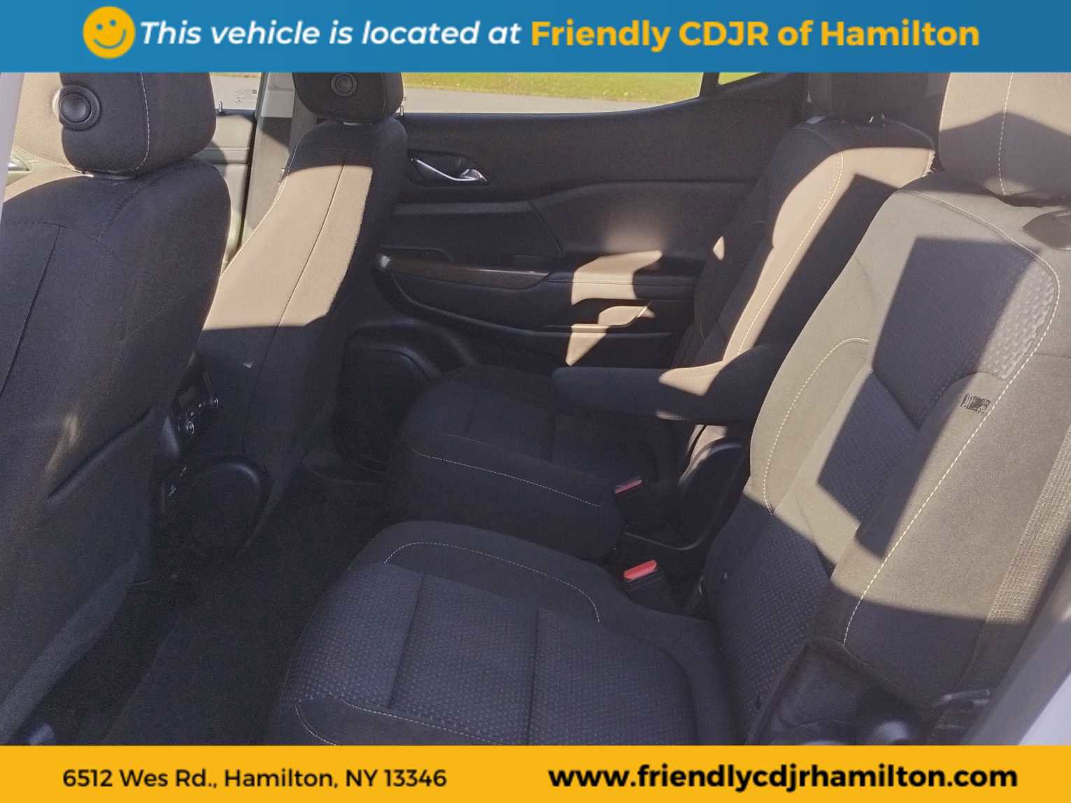 Used 2022 GMC Acadia SLE w/ GMC Pro Grade Package image 11