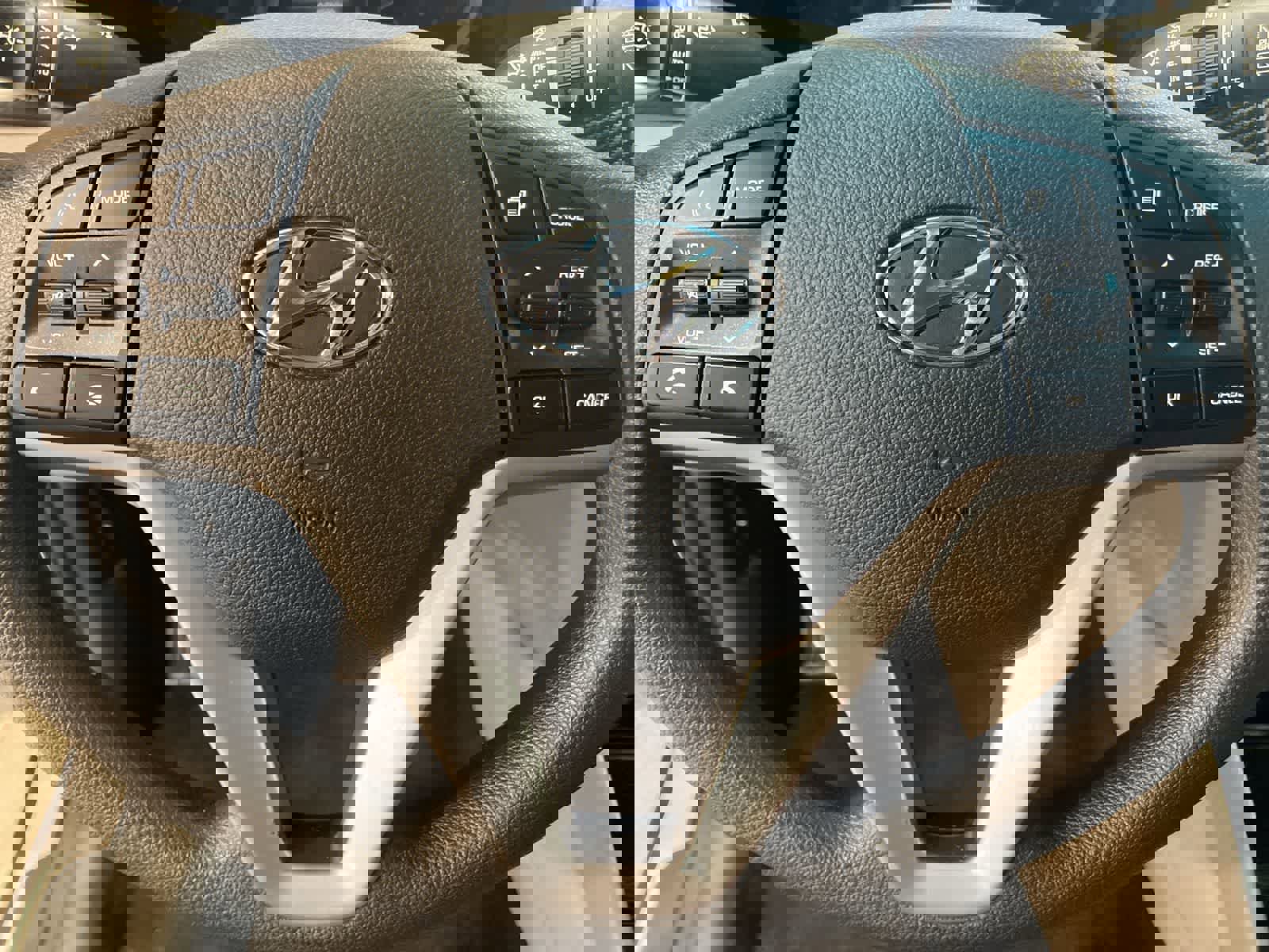 Used 2019 Hyundai Tucson SEL image 14