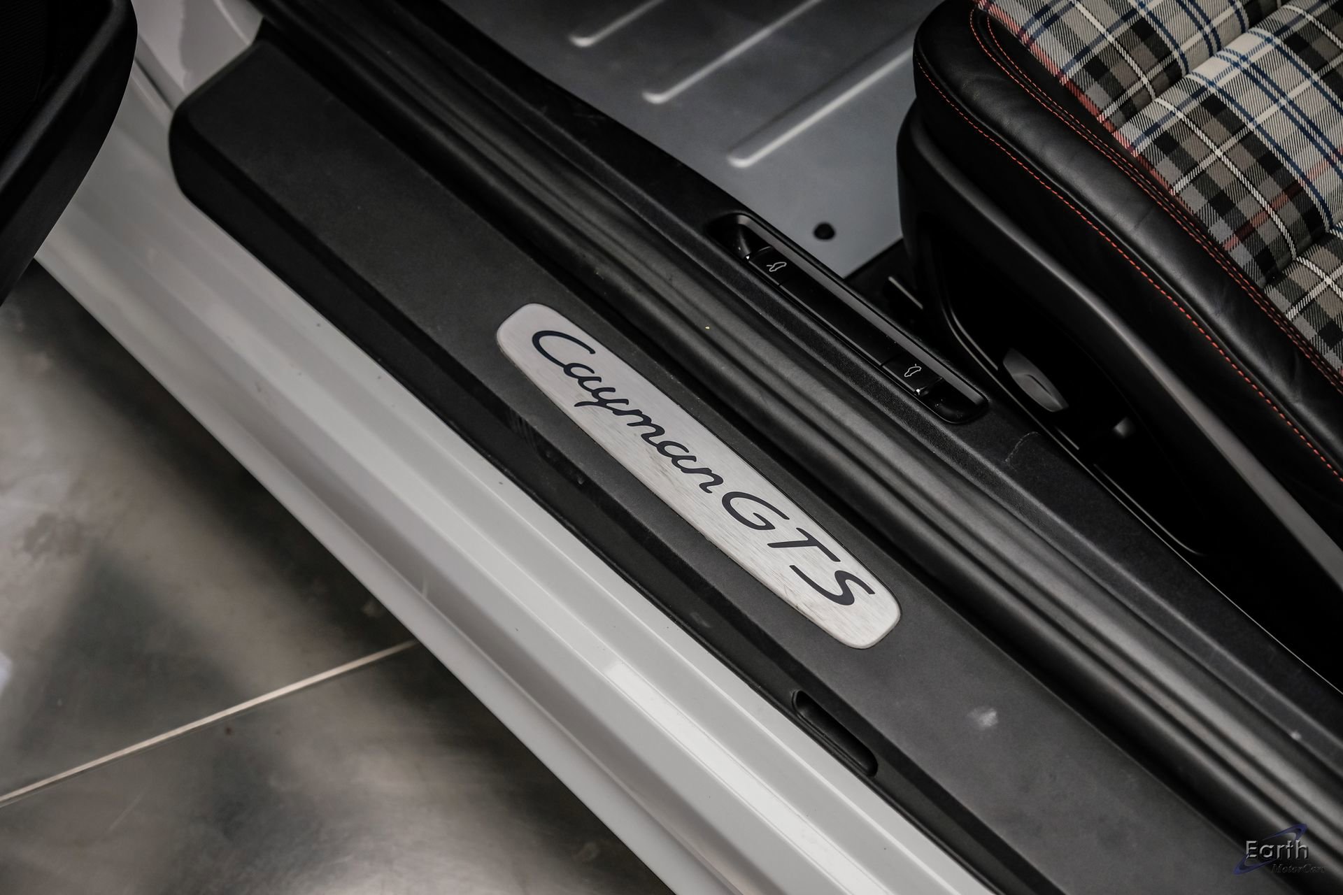 Used 2019 Porsche 718 Cayman GTS RWD image 45