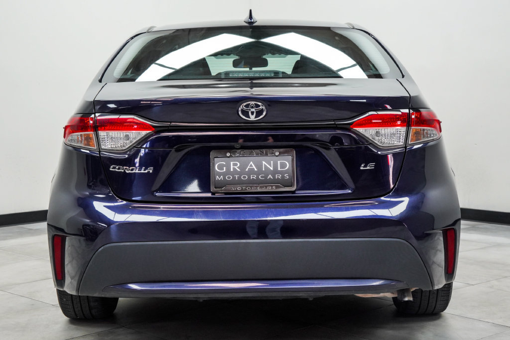 Used 2022 Toyota Corolla LE FWD image 9