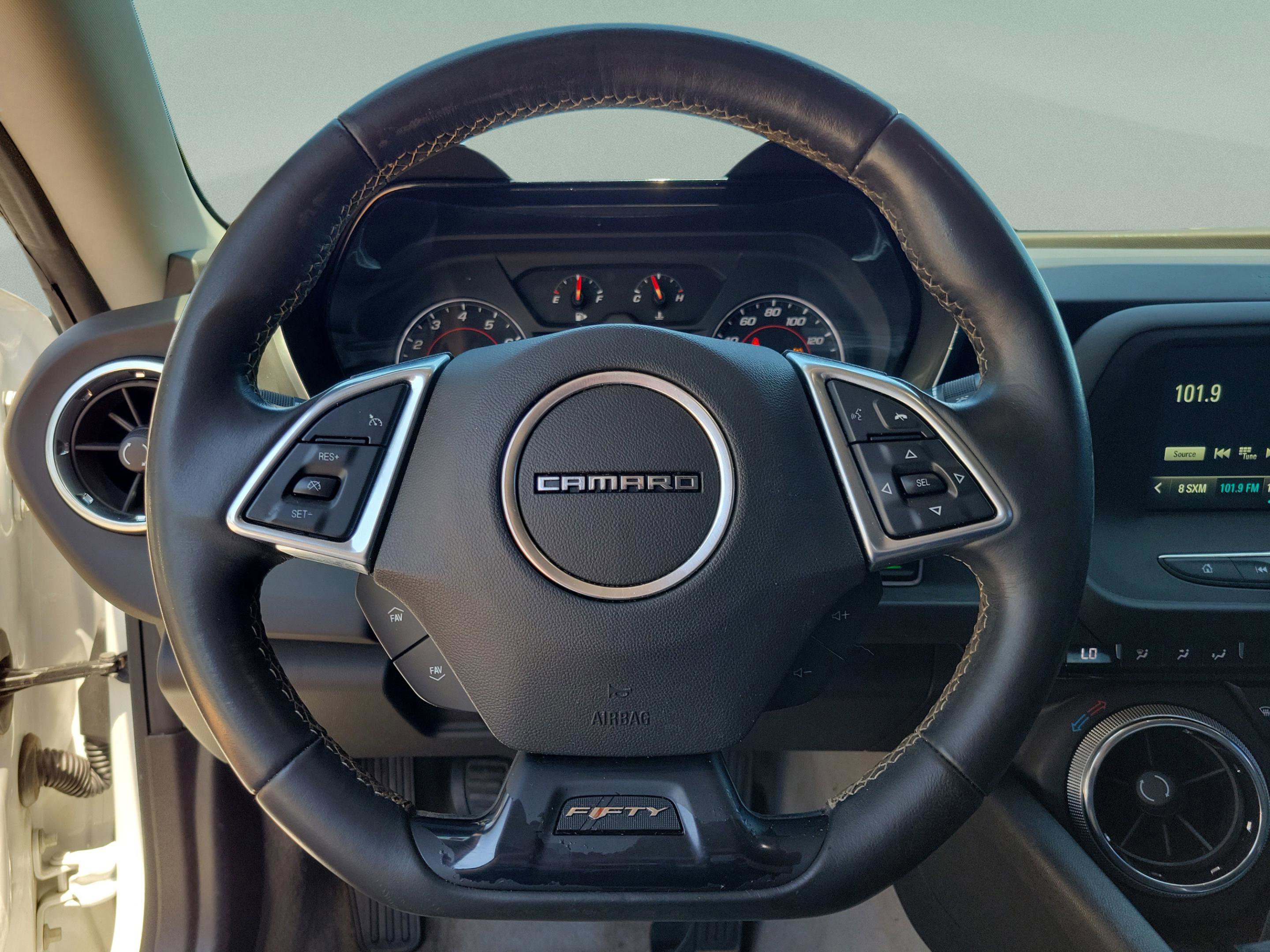 Used 2017 Chevrolet Camaro LT RWD image 10