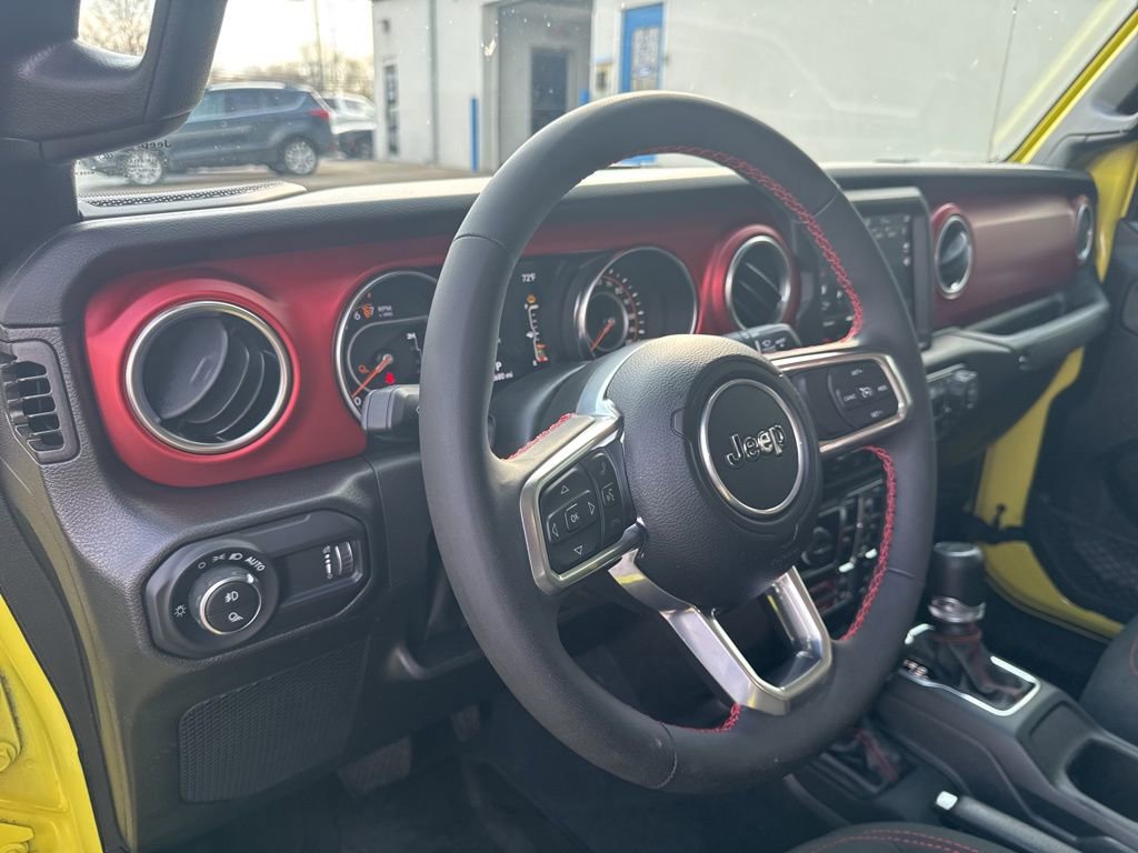 Used 2023 Jeep Gladiator Rubicon w/ Cold Weather Group AWD/4WD image 17