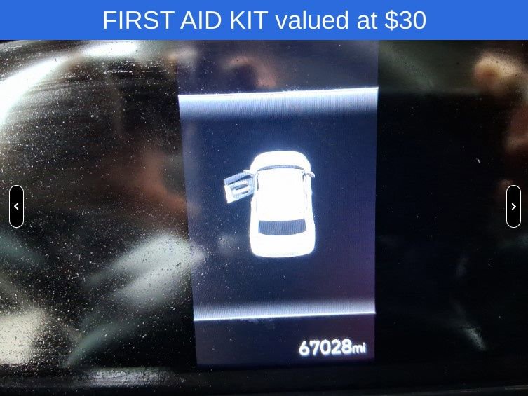 Used 2023 Hyundai Venue SE w/ Cargo Package image 5