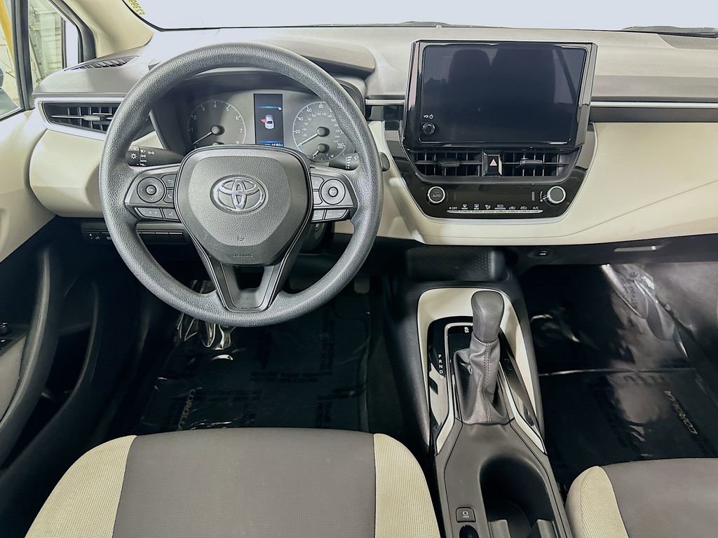 Used 2023 Toyota Corolla LE FWD image 17