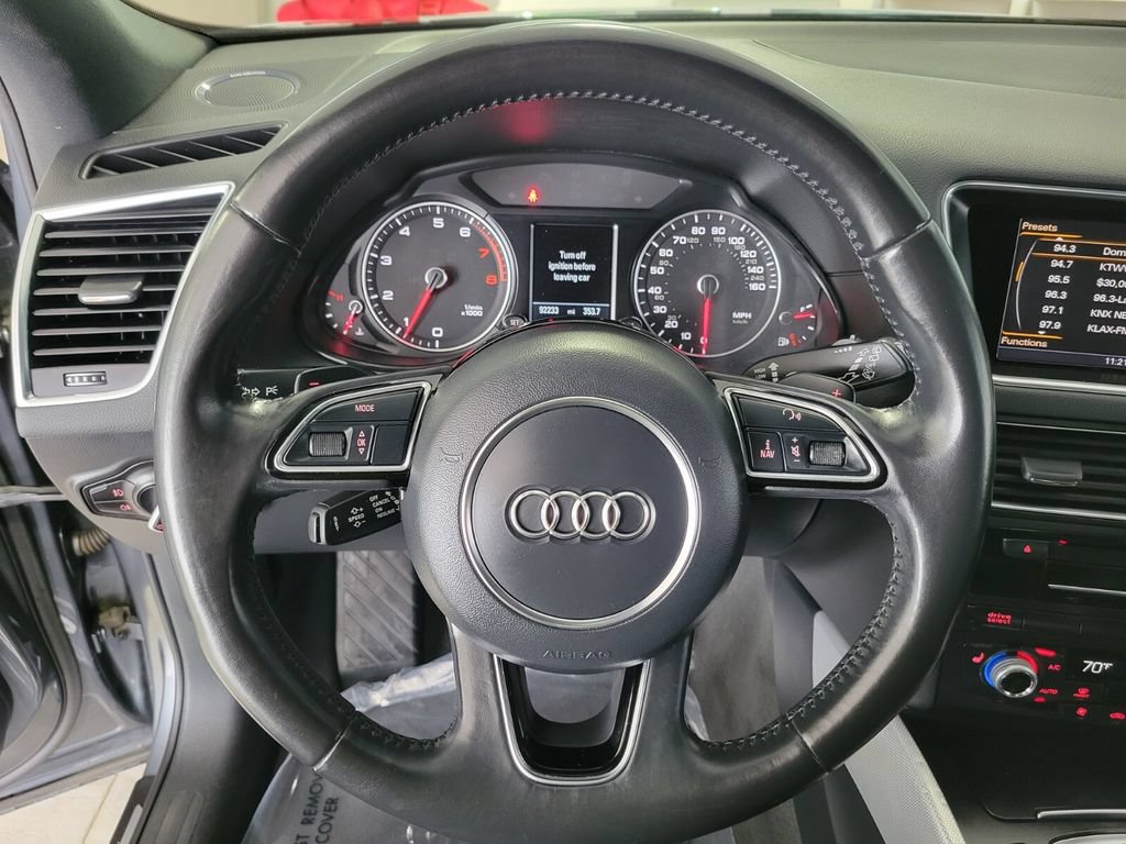 Used 2017 Audi Q5 2.0T Premium Plus w/ Technology Package AWD/4WD image 19
