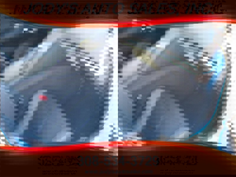 Used 2022 Chevrolet Corvette Stingray Coupe w/ Engine Appearance Package image 28