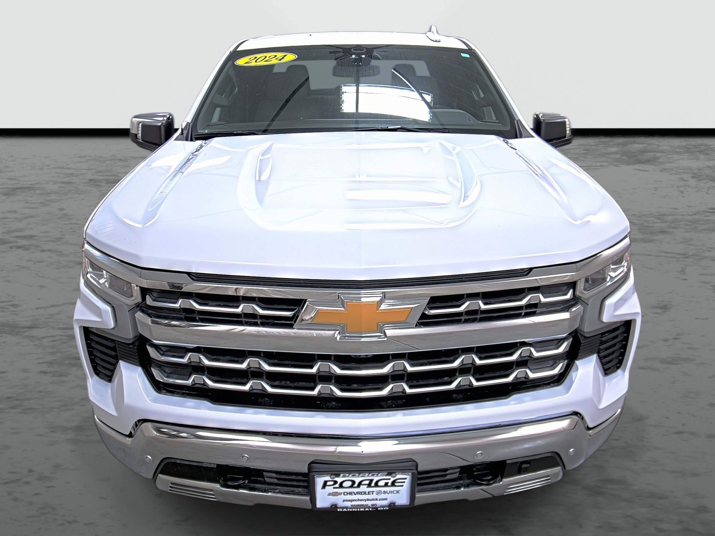 Used 2024 Chevrolet Silverado 1500 LTZ w/ Z71 Off-Road Package image 6
