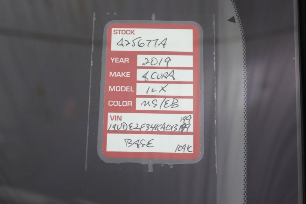 Used 2019 Acura ILX image 29