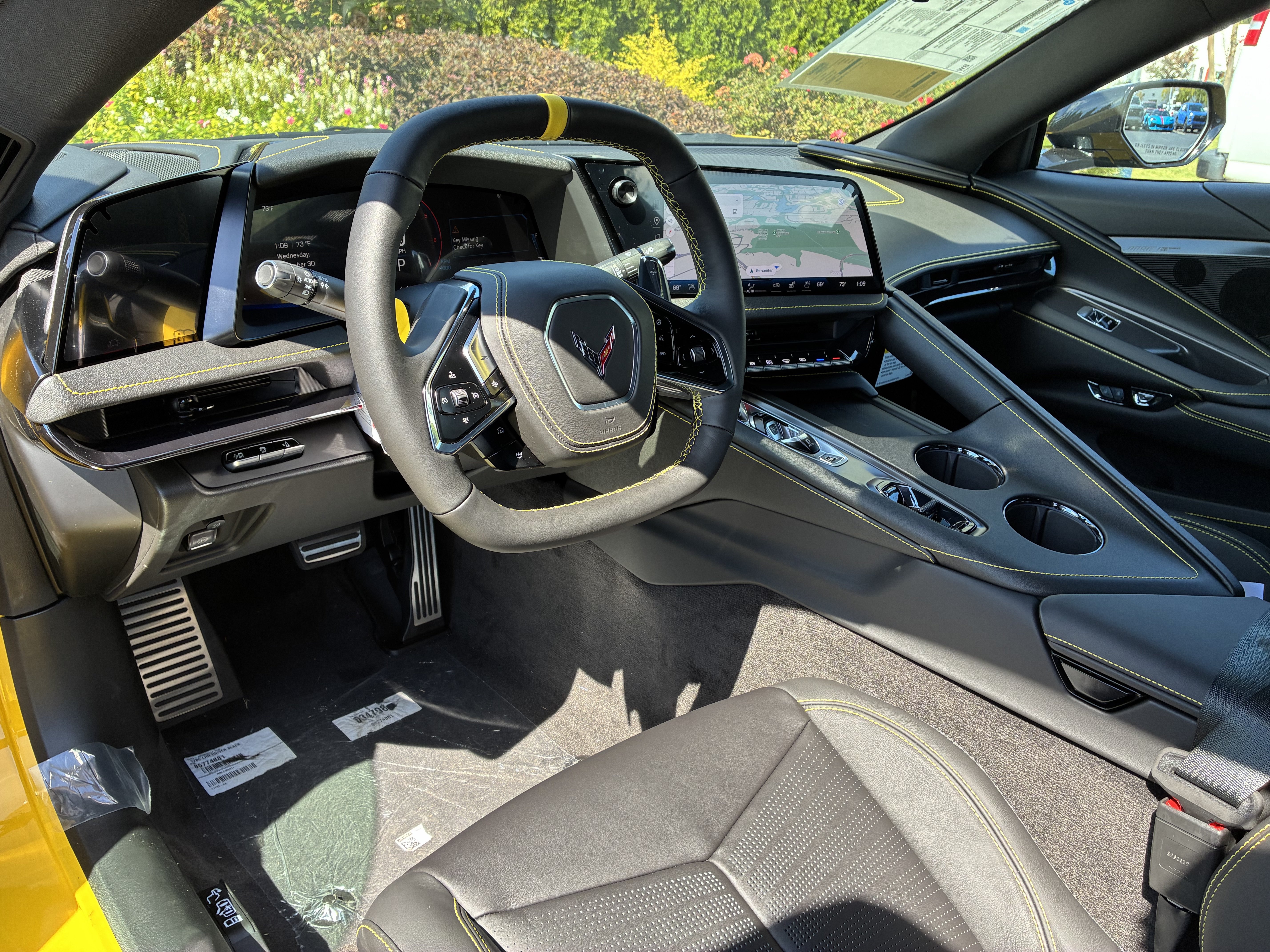 New 2027 Chevrolet Corvette Grand Sport w/ Stealth Interior Trim Package RWD image 15