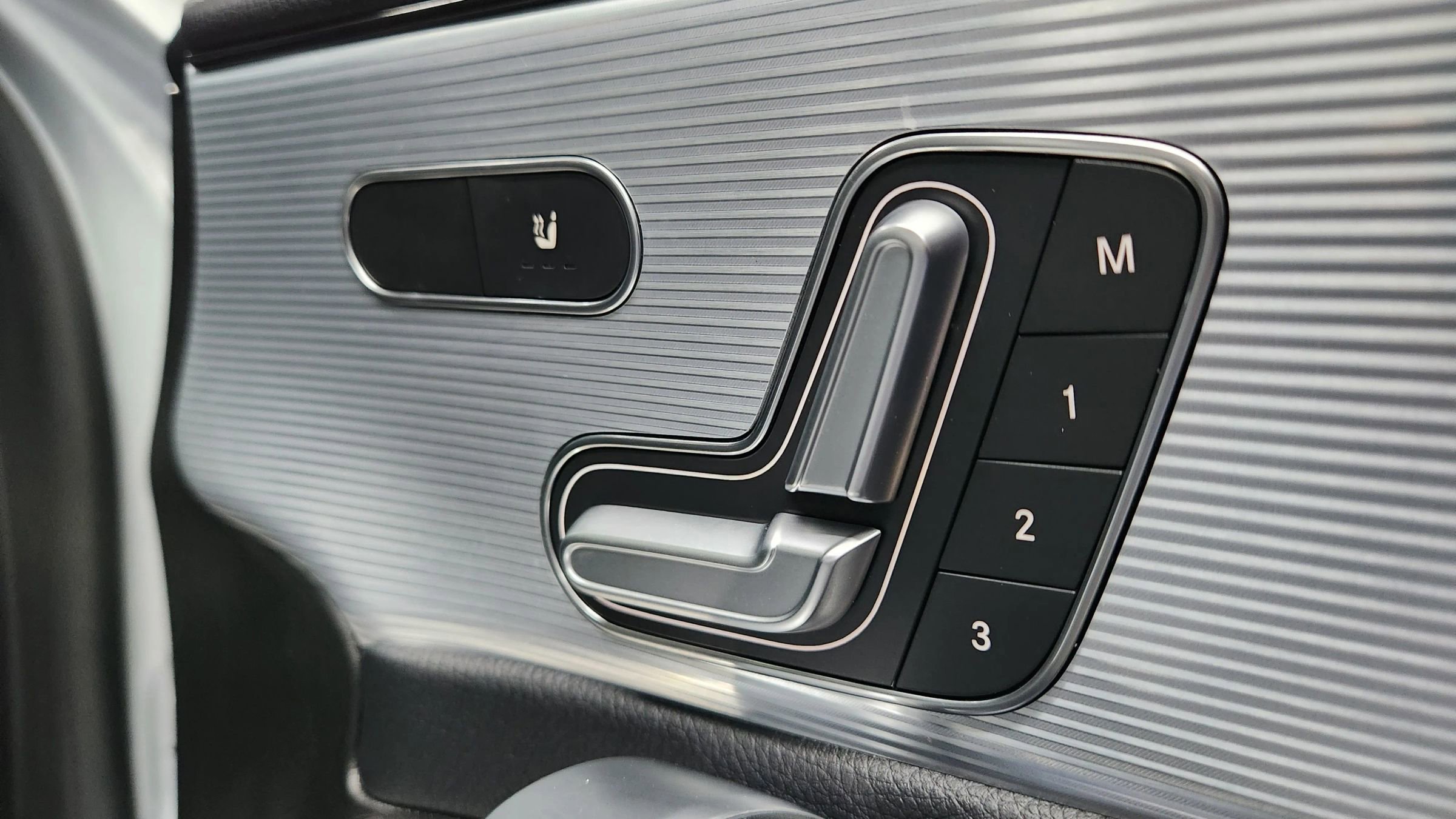 Used 2020 Mercedes-Benz A 220 4MATIC w/ Premium Package image 18