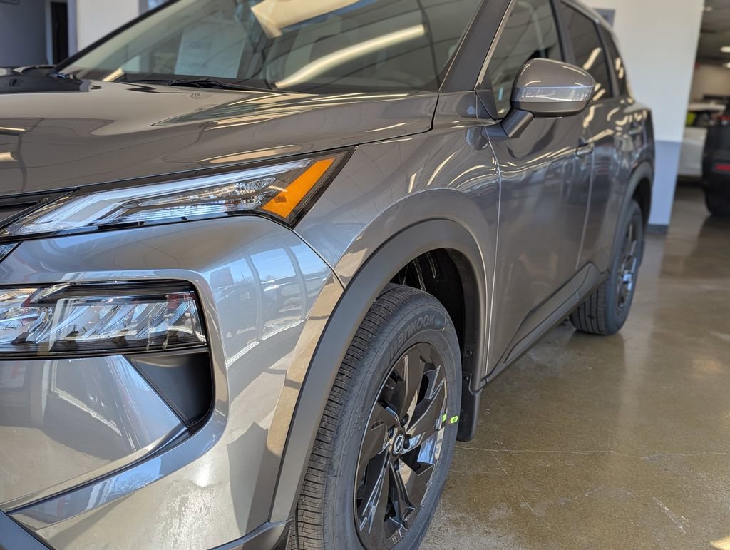 New 2026 Nissan Rogue SV image 4