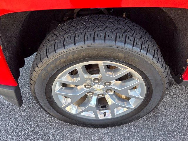 Used 2017 Chevrolet Silverado 1500 LT w/ All Star Edition AWD/4WD image 7