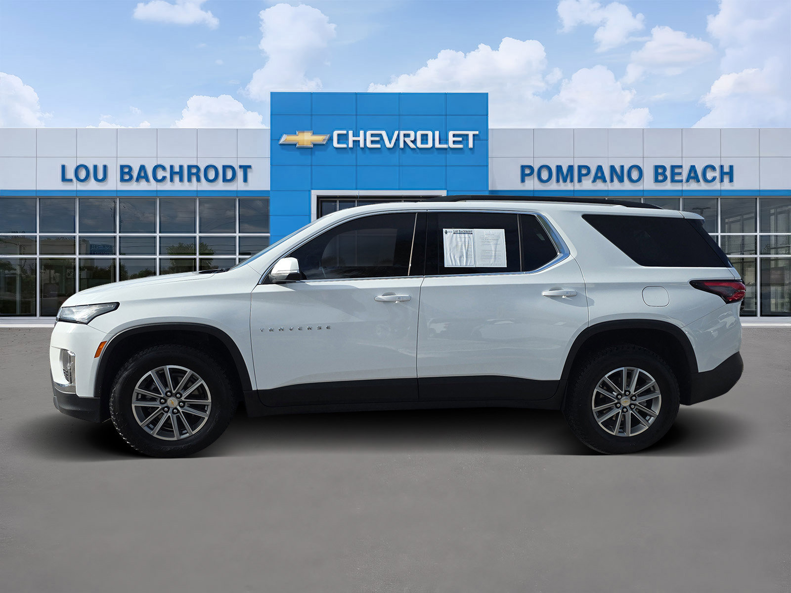 Used 2023 Chevrolet Traverse LT FWD image 4
