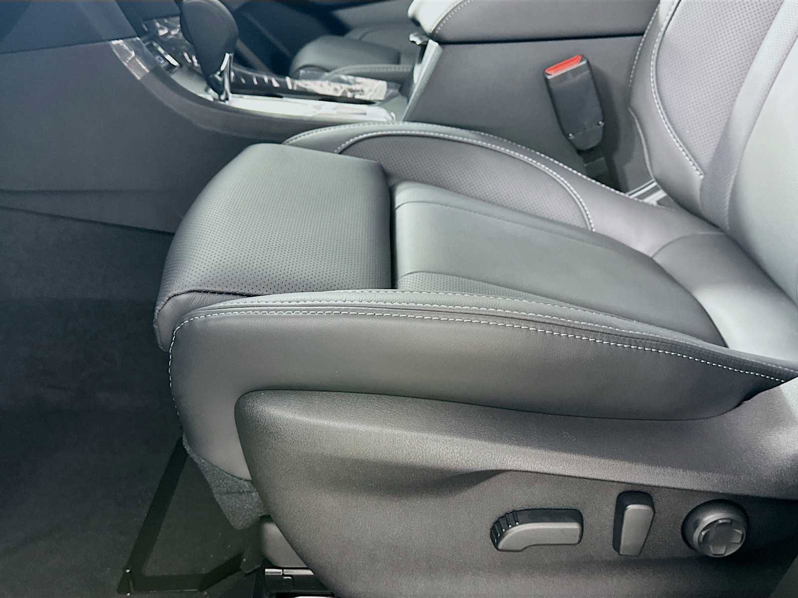 New 2026 Subaru Ascent Limited image 18