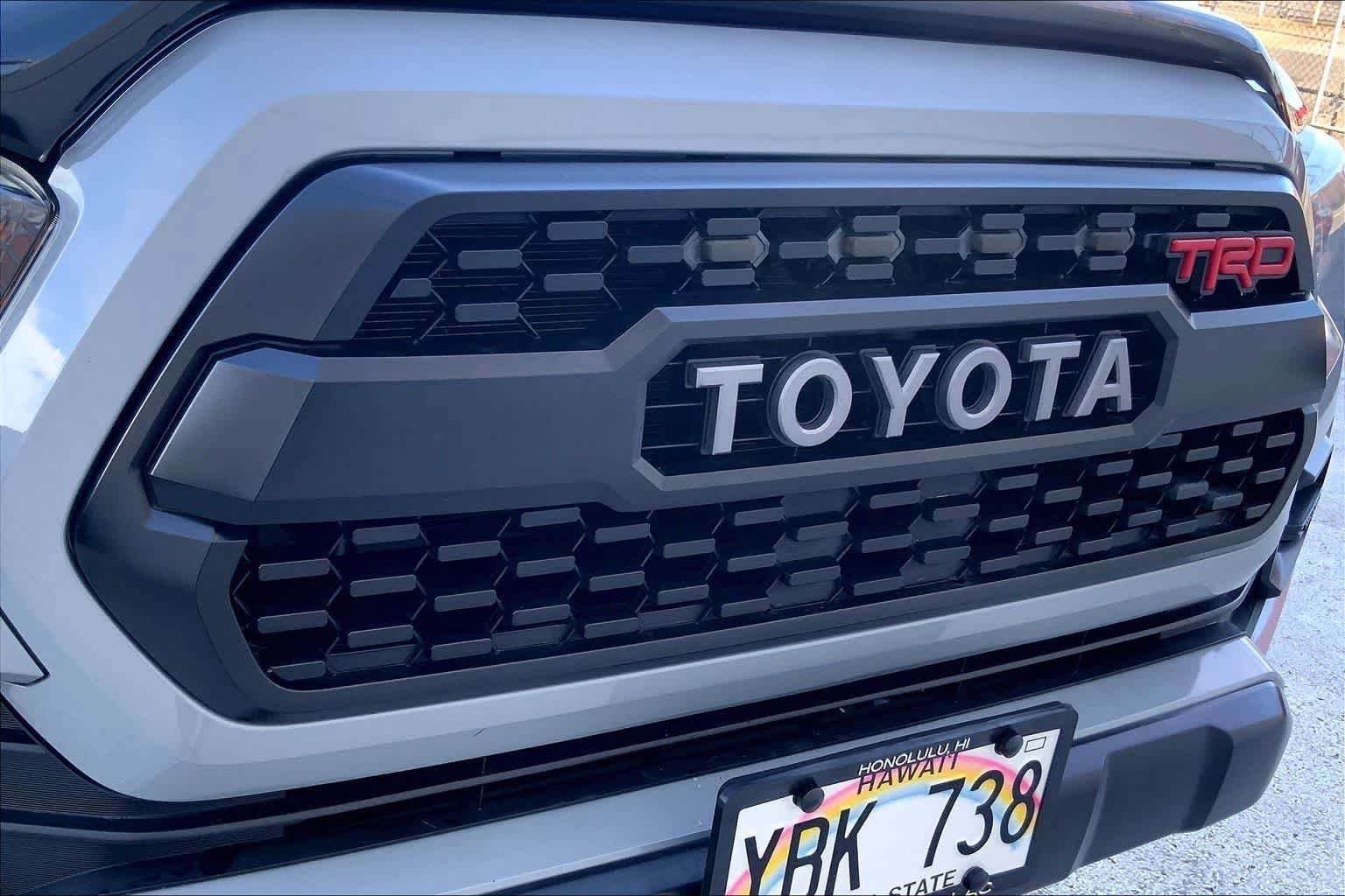 Used 2017 Toyota Tacoma TRD Pro AWD/4WD image 33