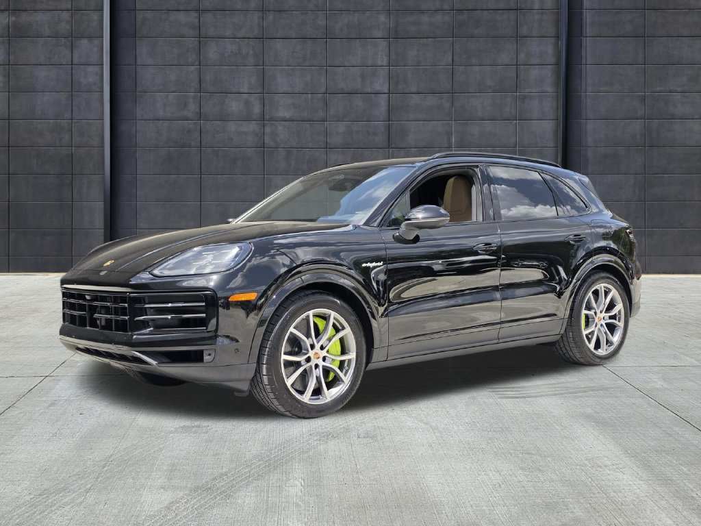New 2026 Porsche Cayenne S