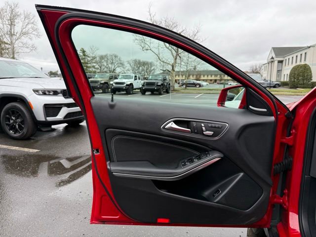 Used 2019 Mercedes-Benz GLA 250 4MATIC image 23